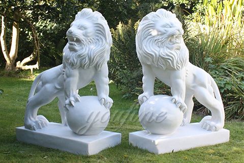 Natural white marble lion sculptures on ball for home outdoor on discount for sale