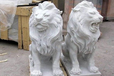 Outdoor concrete roaring lion statues pair for garden ornaments