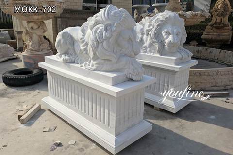 Outdoor Hand Carving Life Size Marble Lion Statue